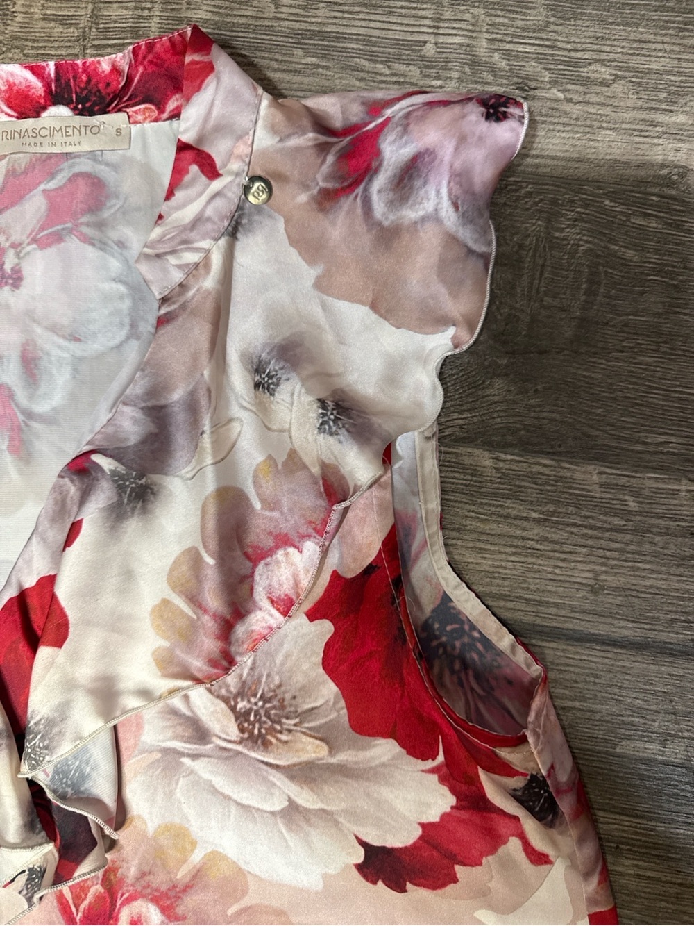 Rinascimento Red & Cream Floral Ruffle V-Neck Camisole - Picture 3 of 9